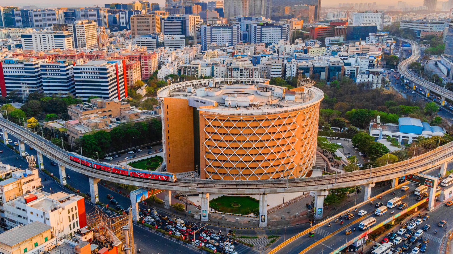 Hyderabad: The Thriving Technology Hub 